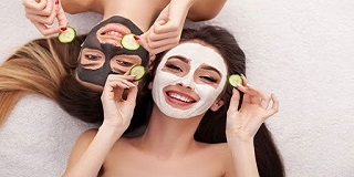 ماسک های طبیعی خانگی برای کنترل و مراقبت پوست های لک دار